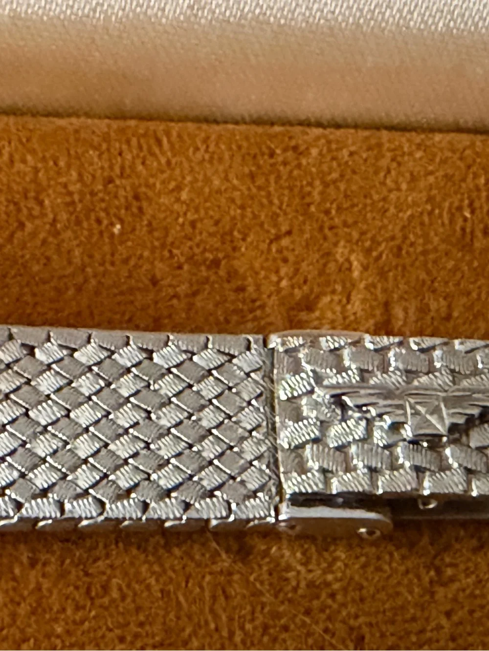 Women’s 18K White Gold Dress Watch